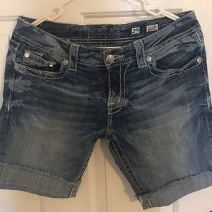 Miss Me Bermuda Shorts Size 29